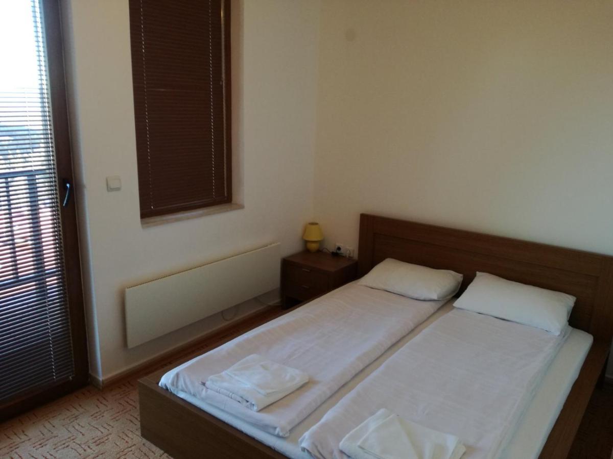 Grand Monastery Apart-Hotel Pamporovo Esterno foto